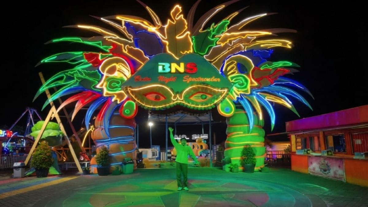 Trip ke Batu Night Spectacular Naik Mobil dari Kota Malang, Ini Rutenya