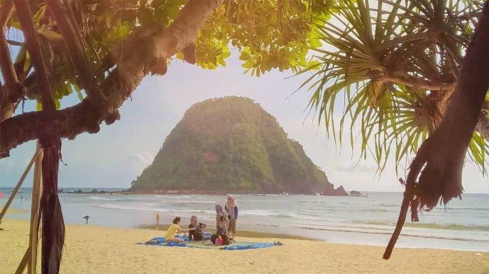 7 Daya Tarik Pulau Merah Banyuwangi, Tak Cuma Menikmati Pantai
