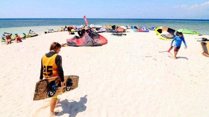 7 Tips ke Pulau Tabuhan Banyuwangi, Gunakan Tabir Surya Hingga Open Trip