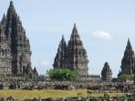 Candi-Prambanan-tempat-wisata-bersejarah-di-Jogja-yang-cocok-untuk-liburan.jpg